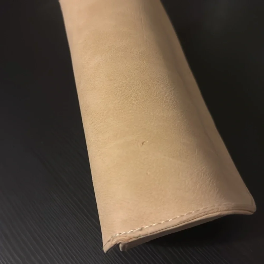 CHLOE Beige Semi Soft Sunglasses Case *Newest Style* EUC